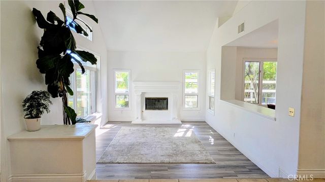15435 Live Oak Springs Canyon, Canyon Country, CA 91387