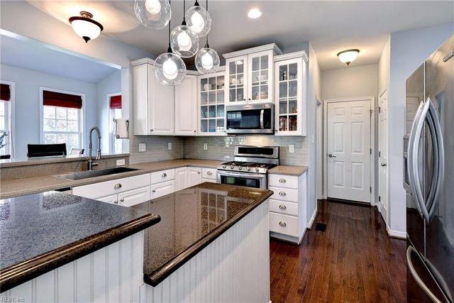 9304 Stafford LN, Toano, VA 23168