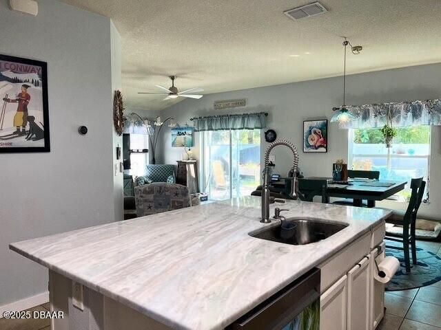 350 Dahoon Holly Drive, Daytona Beach, FL 32117