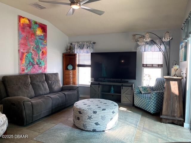 350 Dahoon Holly Drive, Daytona Beach, FL 32117