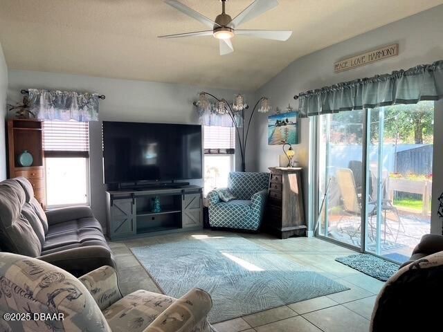 350 Dahoon Holly Drive, Daytona Beach, FL 32117