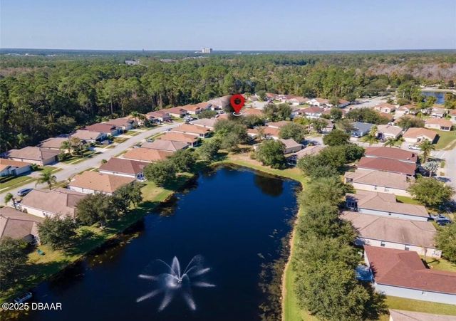 350 Dahoon Holly Drive, Daytona Beach, FL 32117