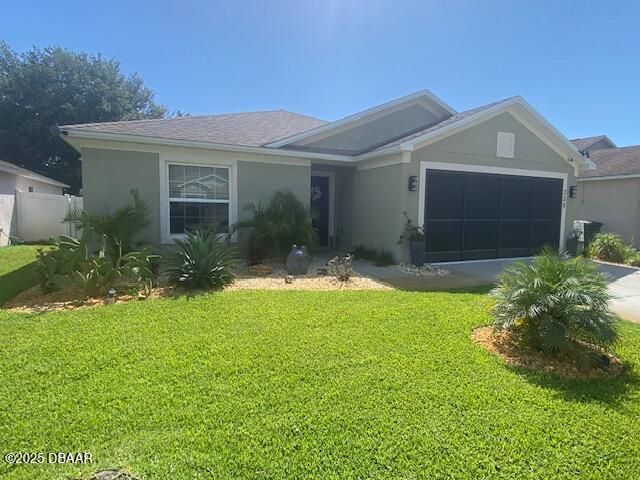 350 Dahoon Holly Drive, Daytona Beach, FL 32117