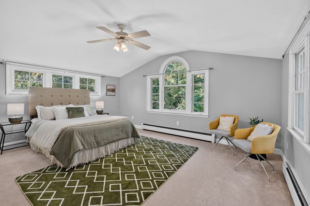 10 Stanton St, Saugus, MA 01906