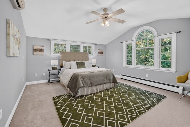 10 Stanton St, Saugus, MA 01906