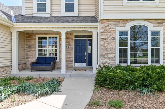 639 Prairie Hill AVENUE, Mukwonago, WI 53149