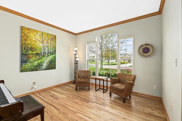 639 Prairie Hill AVENUE, Mukwonago, WI 53149