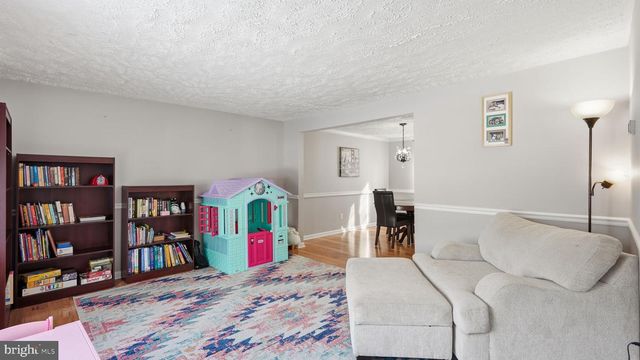 16041 MACEDONIA DR, Woodbridge, VA 22191