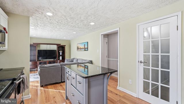 16041 MACEDONIA DR, Woodbridge, VA 22191