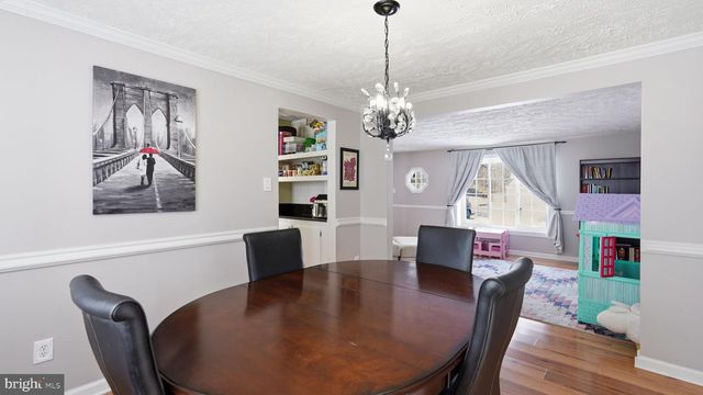 16041 MACEDONIA DR, Woodbridge, VA 22191