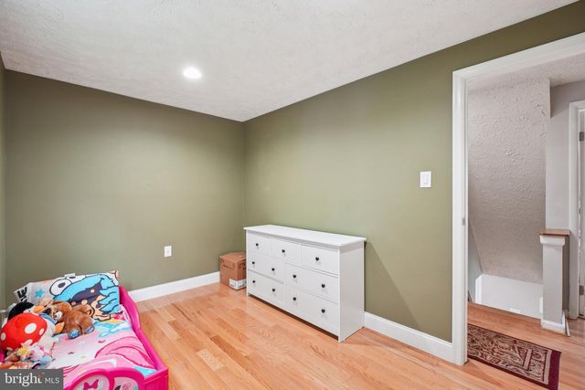 16041 MACEDONIA DR, Woodbridge, VA 22191