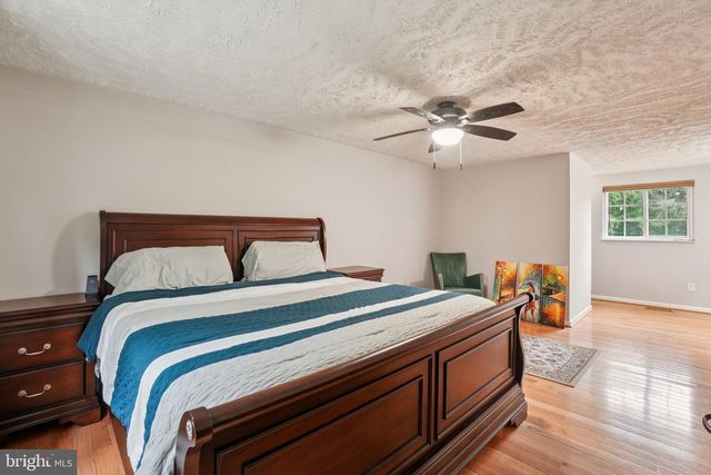 16041 MACEDONIA DR, Woodbridge, VA 22191