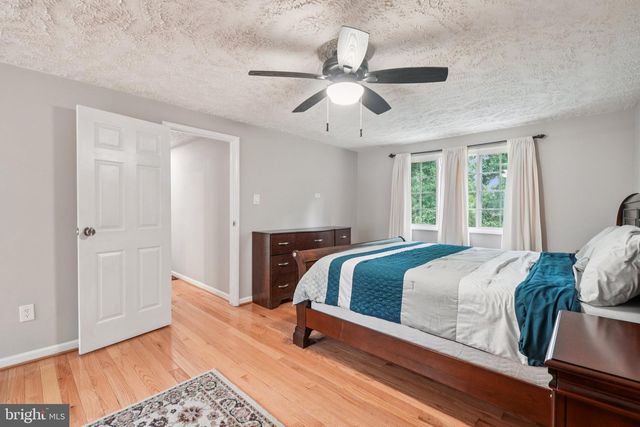 16041 MACEDONIA DR, Woodbridge, VA 22191