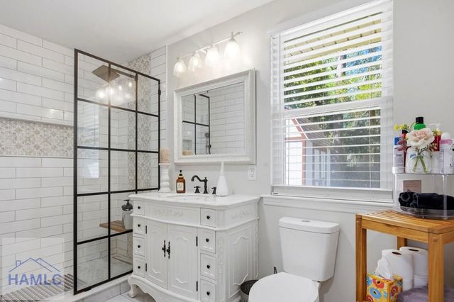 521 Atkinson Avenue, Savannah, GA 31404