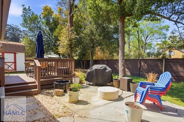 521 Atkinson Avenue, Savannah, GA 31404