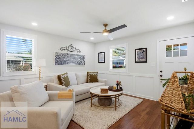 521 Atkinson Avenue, Savannah, GA 31404