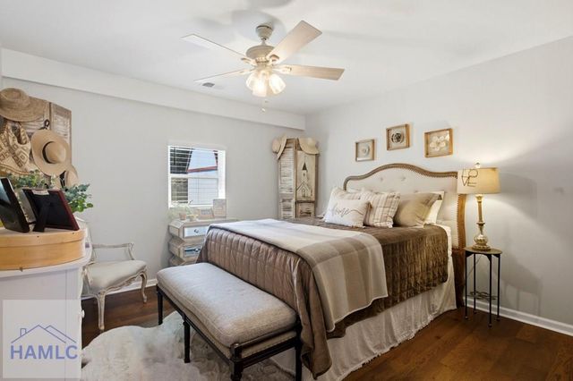 521 Atkinson Avenue, Savannah, GA 31404