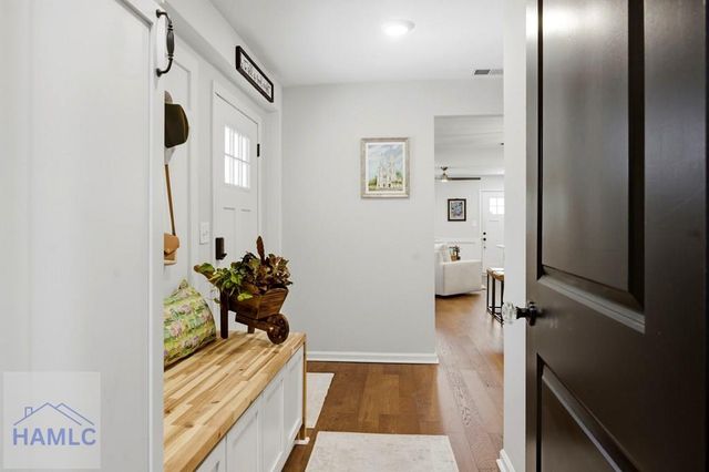 521 Atkinson Avenue, Savannah, GA 31404