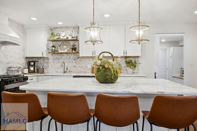 521 Atkinson Avenue, Savannah, GA 31404