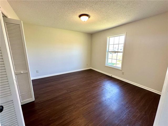 406 Dunbar Street, Lexington, NC 27292