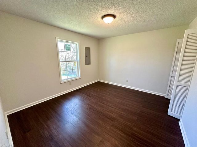 406 Dunbar Street, Lexington, NC 27292