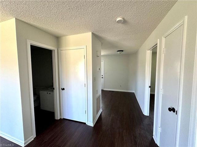 406 Dunbar Street, Lexington, NC 27292