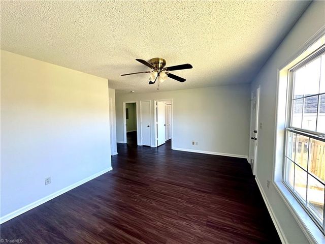 406 Dunbar Street, Lexington, NC 27292