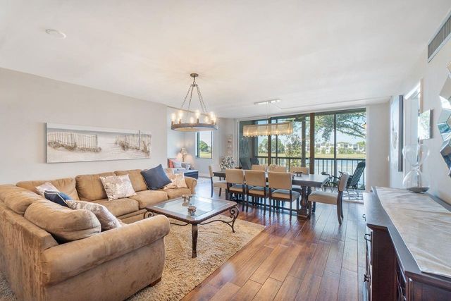 4832 Esedra Court 206, Lake Worth, FL 33467
