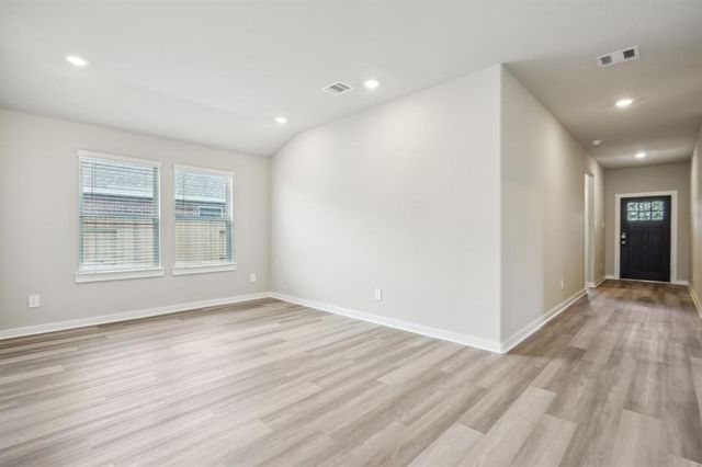 6409 Green Enclave Trail, Pearland, TX 77584