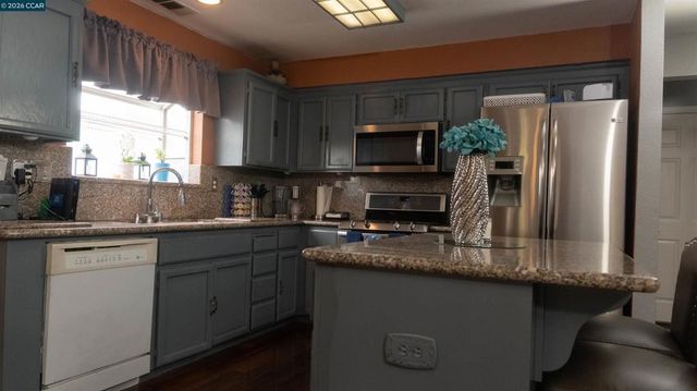 1900 Garden Ct, Antioch, CA 94509