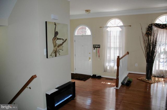 25216 WHIPPOORWILL TER, Chantilly, VA 20152