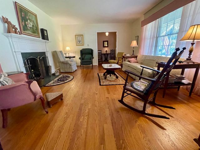 228 Pineville Road, Spartanburg, SC 29307