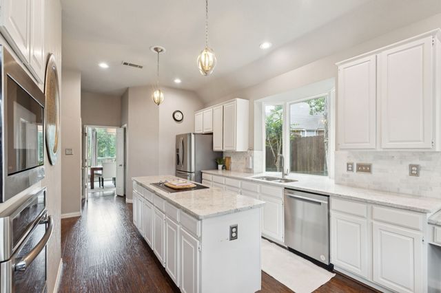 8559 Twisted Oaks Court, North Richland Hills, TX 76182