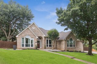 8559 Twisted Oaks Court, North Richland Hills, TX 76182
