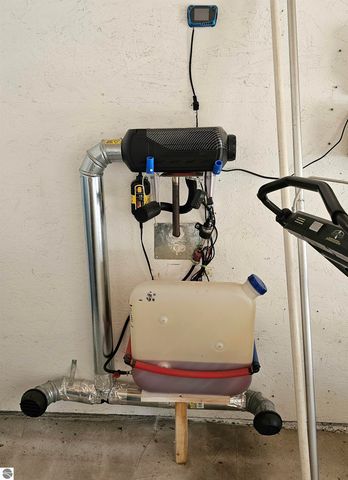 602 Olive Street, St Louis, MI 48880