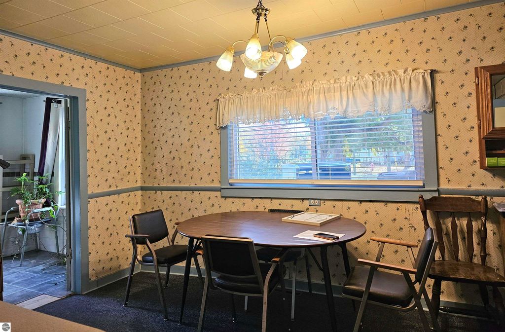 Image 15 of property listing at 602 Olive Street, St Louis, MI 48880