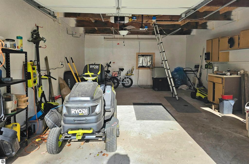 Image 33 of property listing at 602 Olive Street, St Louis, MI 48880