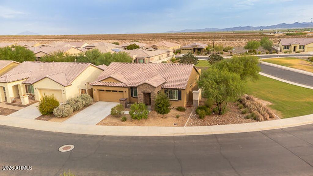 18131 W REDWOOD Lane, Goodyear, AZ 85338 — exterior