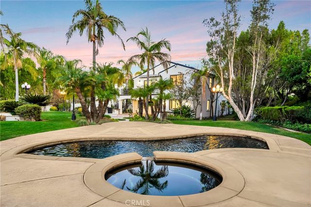4165 Elm View Drive, Encino, CA 91316