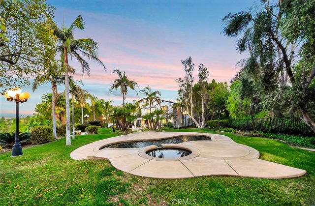 4165 Elm View Drive, Encino, CA 91316