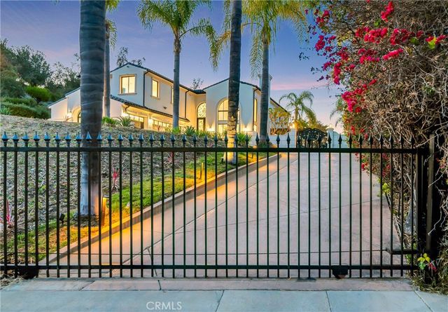 4165 Elm View Drive, Encino, CA 91316