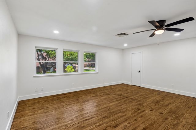 4024 Diamond Loch W, North Richland Hills, TX 76180