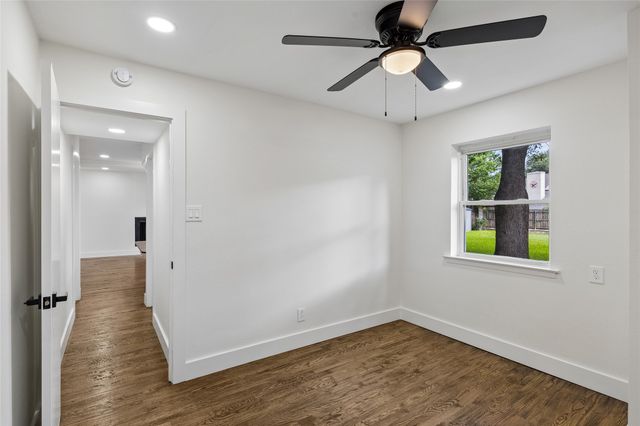 4024 Diamond Loch W, North Richland Hills, TX 76180