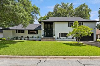 4024 Diamond Loch W, North Richland Hills, TX 76180