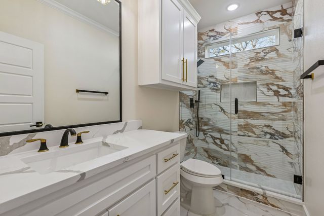 603 SW 15th Street, Grand Prairie, TX 75051