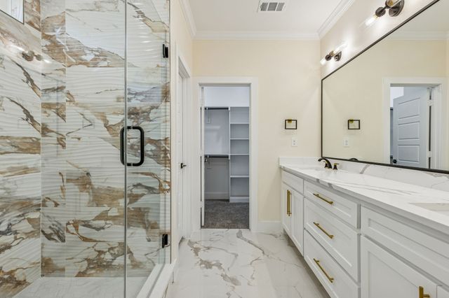 603 SW 15th Street, Grand Prairie, TX 75051