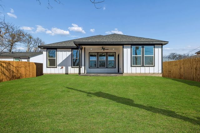 603 SW 15th Street, Grand Prairie, TX 75051