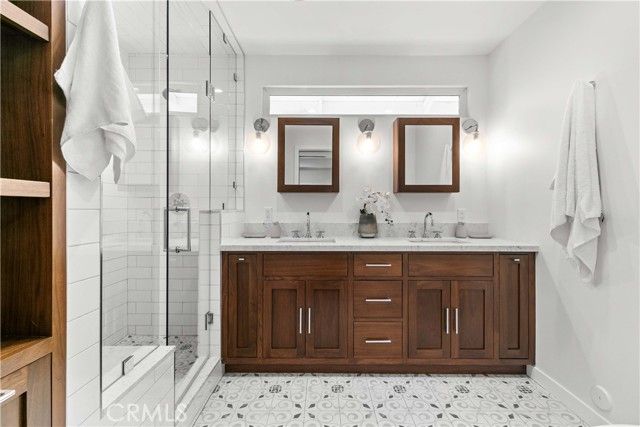 3340 Vickers Drive, Glendale, CA 91208