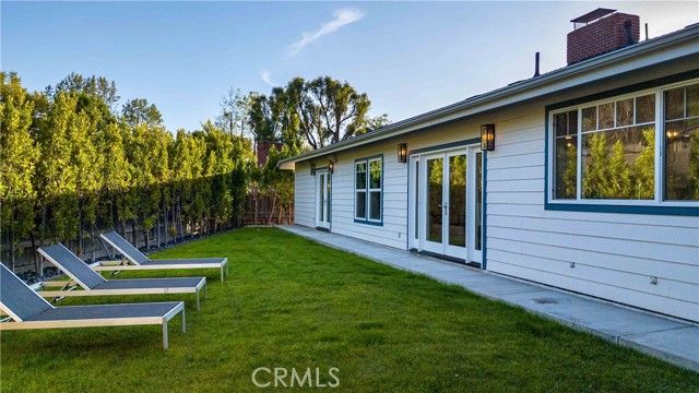 3340 Vickers Drive, Glendale, CA 91208