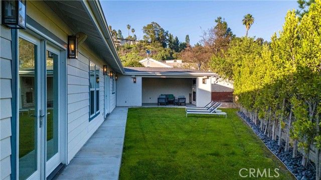 3340 Vickers Drive, Glendale, CA 91208